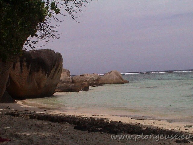Anse-source-d'agent-Digue.jpg