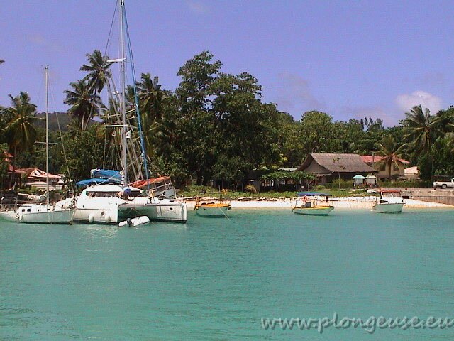 Port-La-Digue.jpg