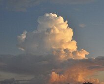 La nuit tombe sur Propriano La nuit tombe sur le Valinco